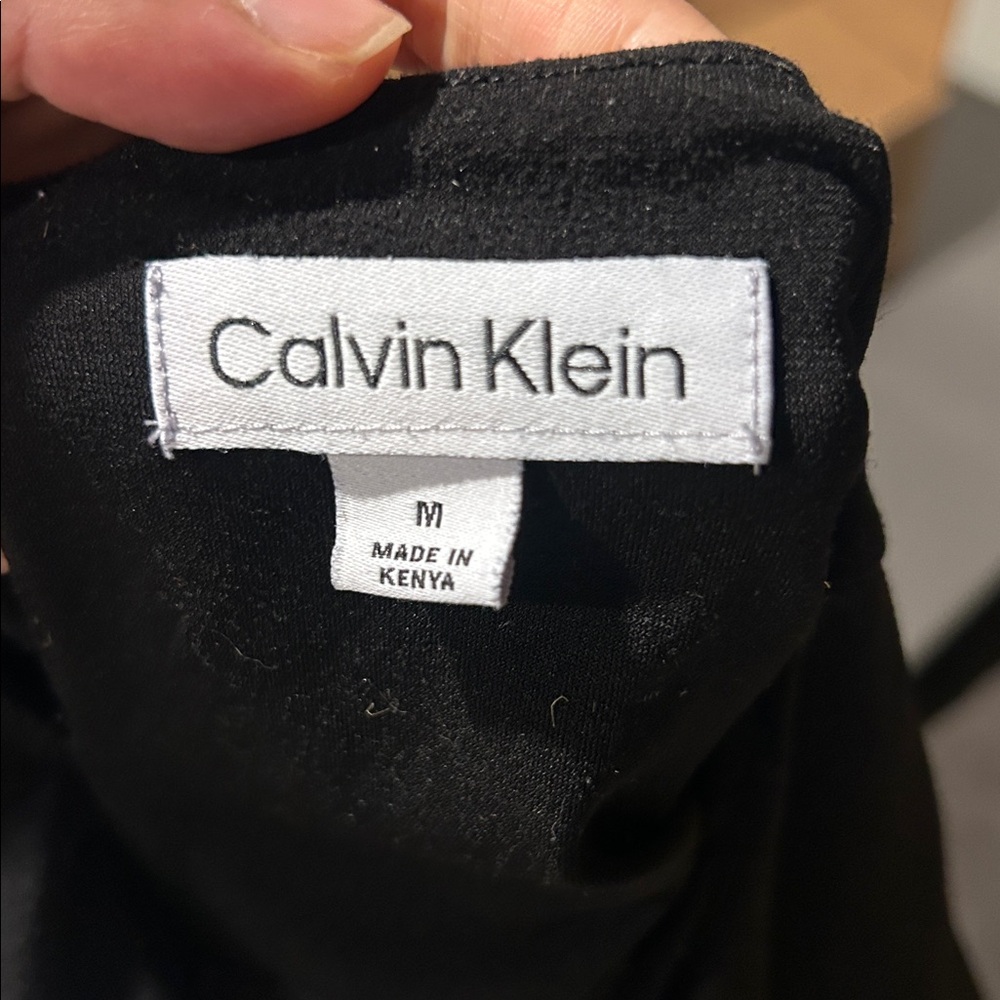 Calvin Klein Elegant Black Sleeveless Top - Picture 4 of 4